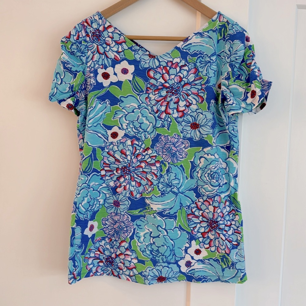 Lilly Pulitzer v neck jersey knit t-shirt size XL